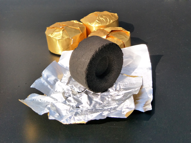 無(wú)煙艾灸丸4*2CM